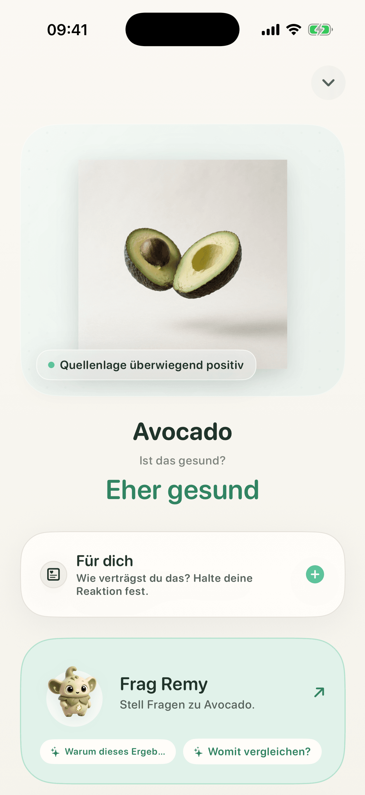 Ist das gesund App-Screen mit Avocado und Quellenbewertung